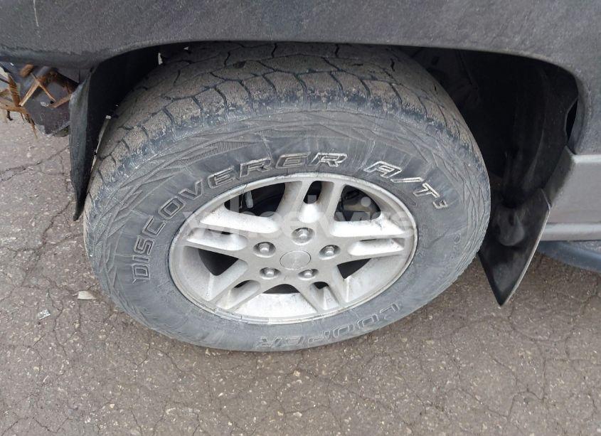 Photo 12 of 2004 Jeep Grand CHEROKEE LAREDO (VIN 1J8GW48S64C260202)