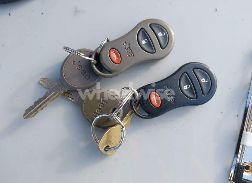 Photo 11 of 2004 Jeep Grand CHEROKEE LAREDO (VIN 1J8GW48S74C234062)