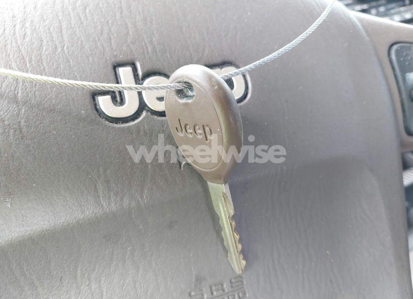 Photo 11 of 2002 Jeep Grand CHEROKEE LIMITED (VIN 1J8GW58N22C173250)