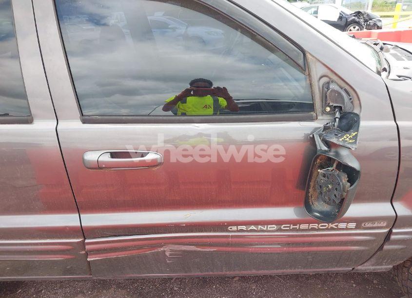 Photo 12 of 2002 Jeep Grand CHEROKEE LIMITED (VIN 1J8GW58N22C173250)