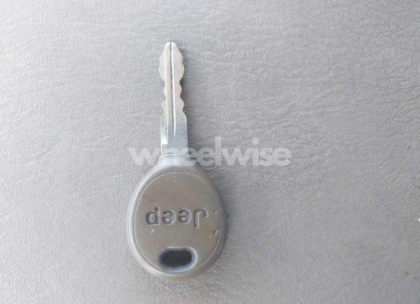 Photo 11 of 2002 Jeep Grand CHEROKEE LIMITED (VIN 1J8GW58N62C213751)