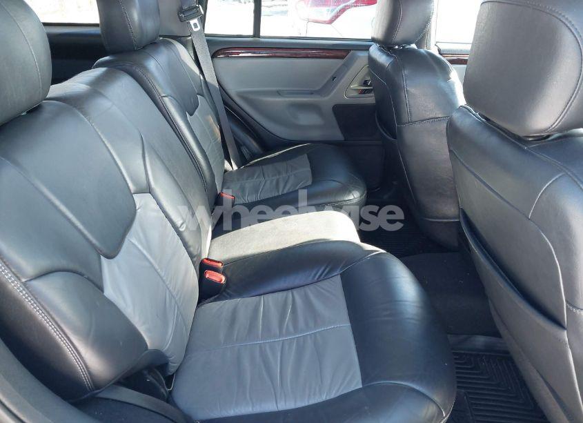 Photo 8 of 2004 Jeep Grand CHEROKEE OVERLAND (VIN 1J8GW68J94C267700)