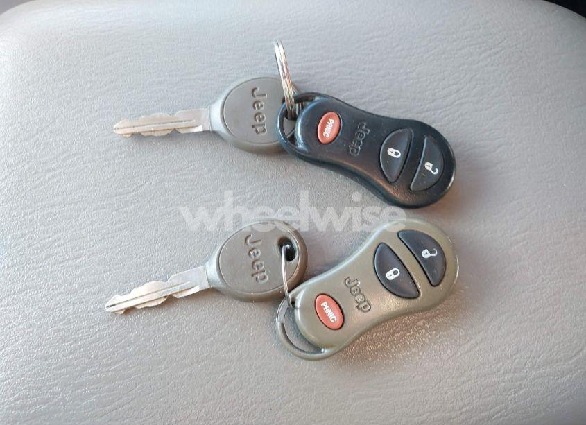 Photo 11 of 2002 Jeep Grand CHEROKEE LAREDO (VIN 1J8GX48N12C255090)