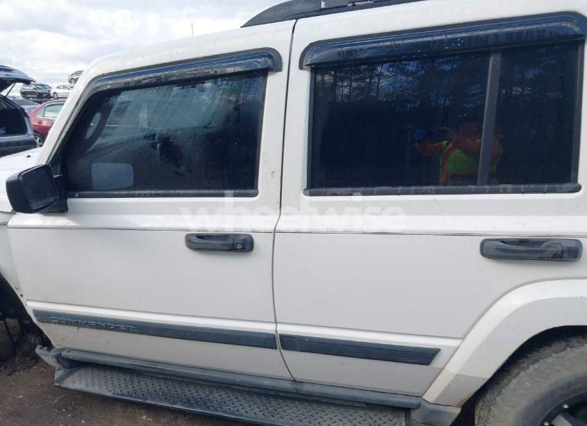 Photo 15 of 2006 Jeep Commander (VIN 1J8HG48K56C207415)