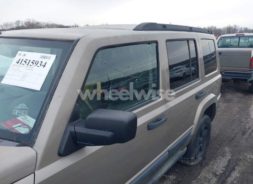 Photo 6 of 2006 Jeep Commander (VIN 1J8HG48K76C144897)