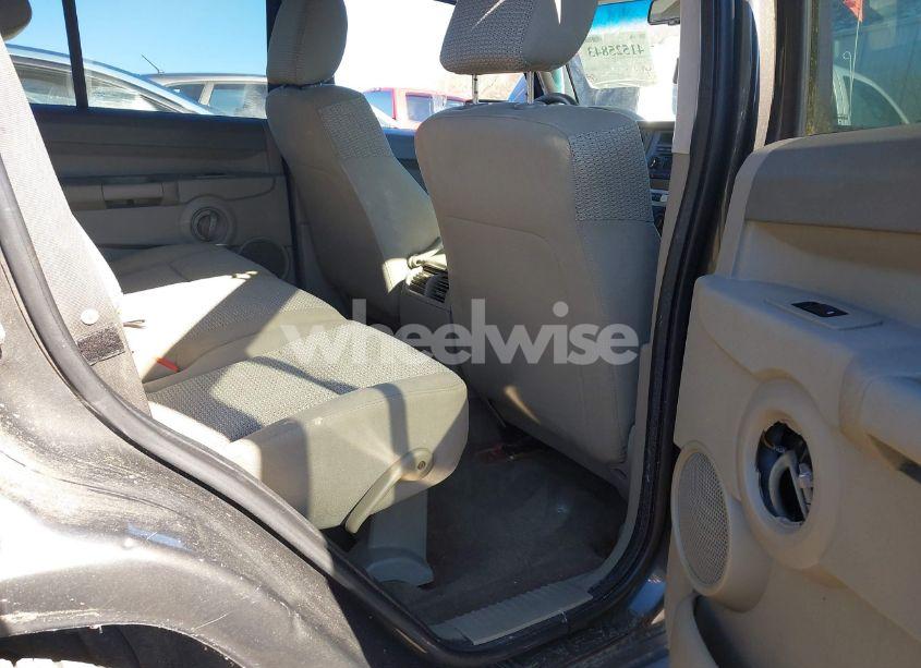 Photo 8 of 2006 Jeep Commander (VIN 1J8HG48KX6C195357)