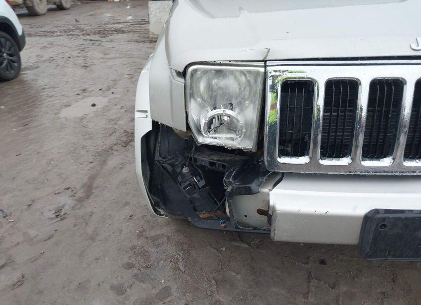 Photo 6 of 2006 Jeep Commander LIMITED (VIN 1J8HG58286C363731)