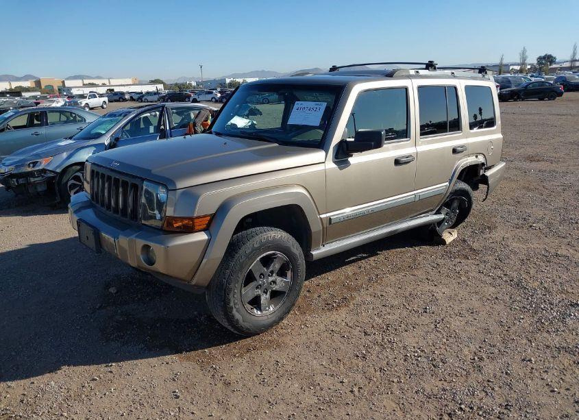Photo 2 of 2006 Jeep Commander (VIN 1J8HH48K76C294117)