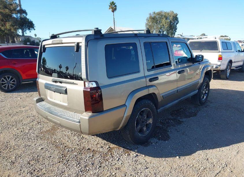 Photo 4 of 2006 Jeep Commander (VIN 1J8HH48K76C294117)
