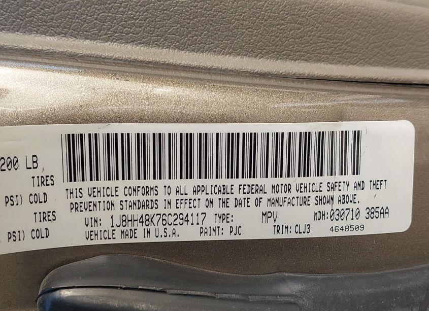 Photo 9 of 2006 Jeep Commander (VIN 1J8HH48K76C294117)