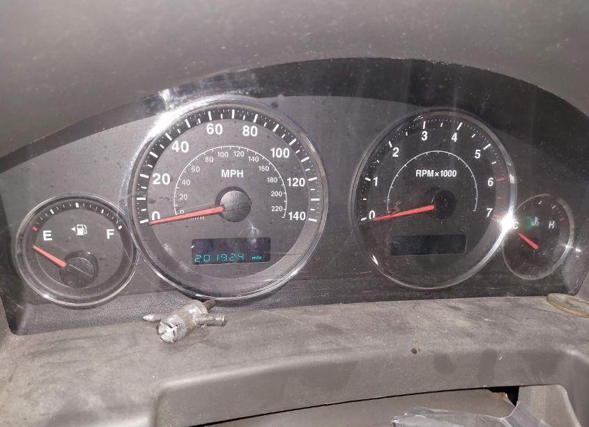 Photo 7 of 2006 Jeep Commander N/A (VIN 1J8HH48N96C211023)