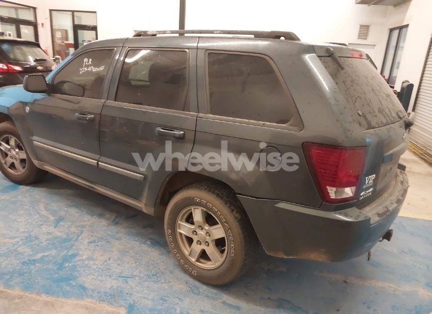 Photo 3 of 2007 Jeep Grand CHEROKEE LAREDO (VIN 1J8HR48N07C525903)