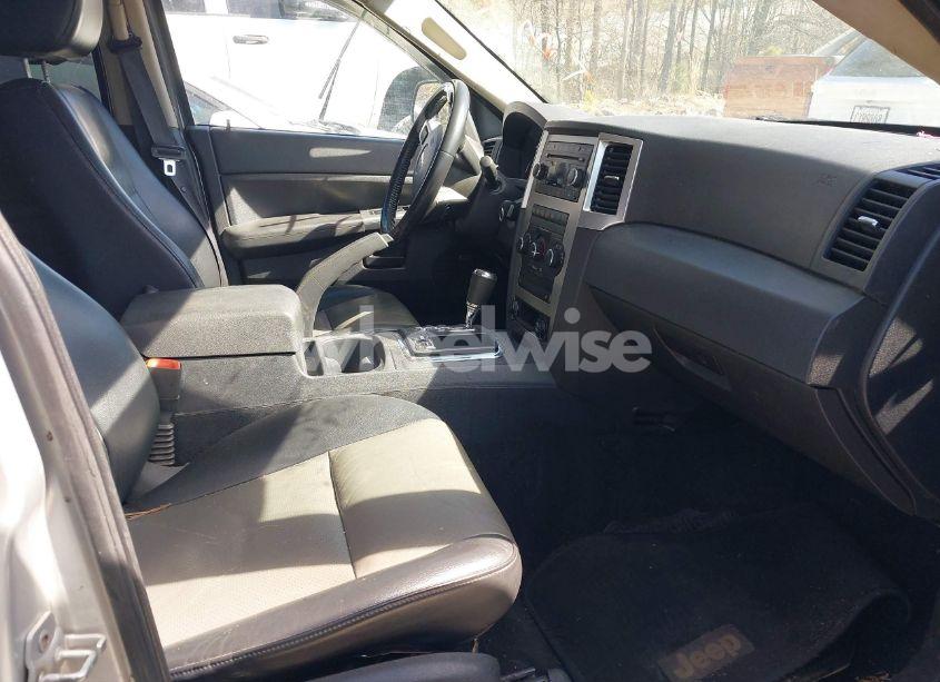 Photo 5 of 2008 Jeep Grand CHEROKEE LAREDO (VIN 1J8HR48N18C201148)