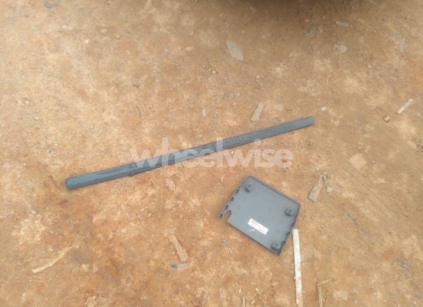 Photo 12 of 2007 Jeep Grand CHEROKEE LAREDO (VIN 1J8HR48P77C533451)