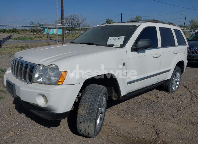 Photo 2 of 2007 Jeep Grand CHEROKEE LIMITED (VIN 1J8HR58207C551946)