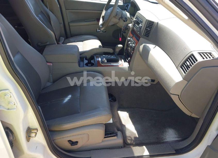 Photo 5 of 2006 Jeep Grand CHEROKEE LIMITED (VIN 1J8HR58216C220694)