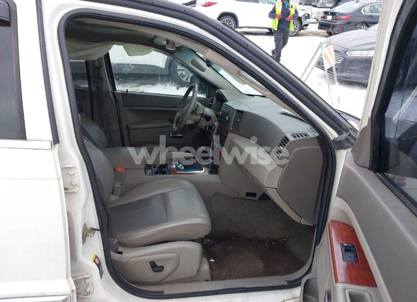 Photo 5 of 2005 Jeep Grand CHEROKEE LIMITED (VIN 1J8HR58225C519352)