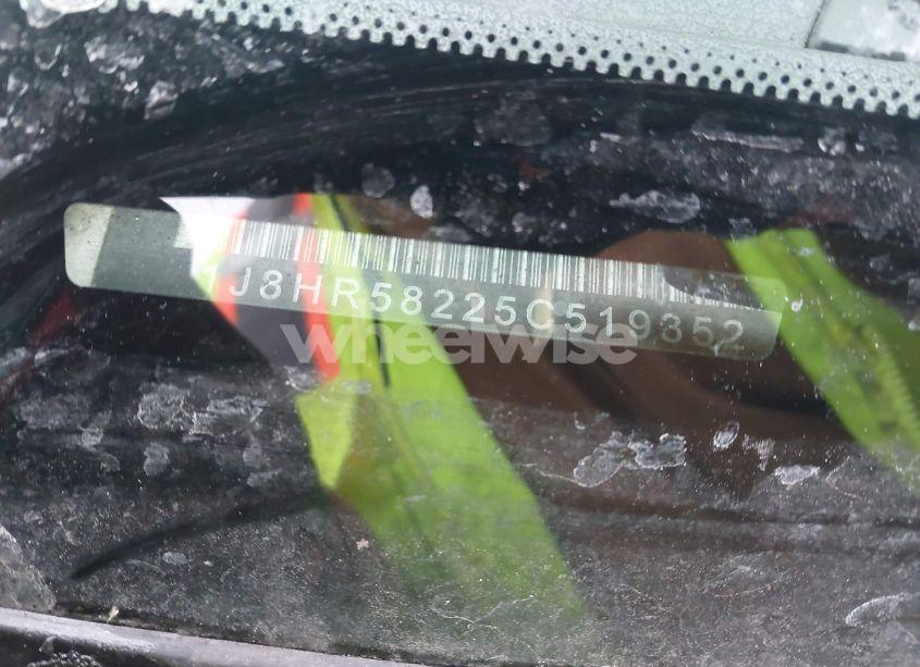 Photo 9 of 2005 Jeep Grand CHEROKEE LIMITED (VIN 1J8HR58225C519352)