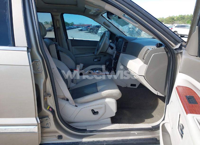 Photo 5 of 2005 Jeep Grand CHEROKEE LIMITED (VIN 1J8HR58225C588848)