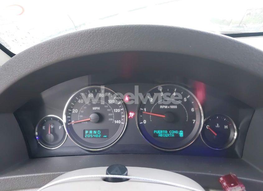 Photo 7 of 2005 Jeep Grand CHEROKEE LIMITED (VIN 1J8HR58225C588848)