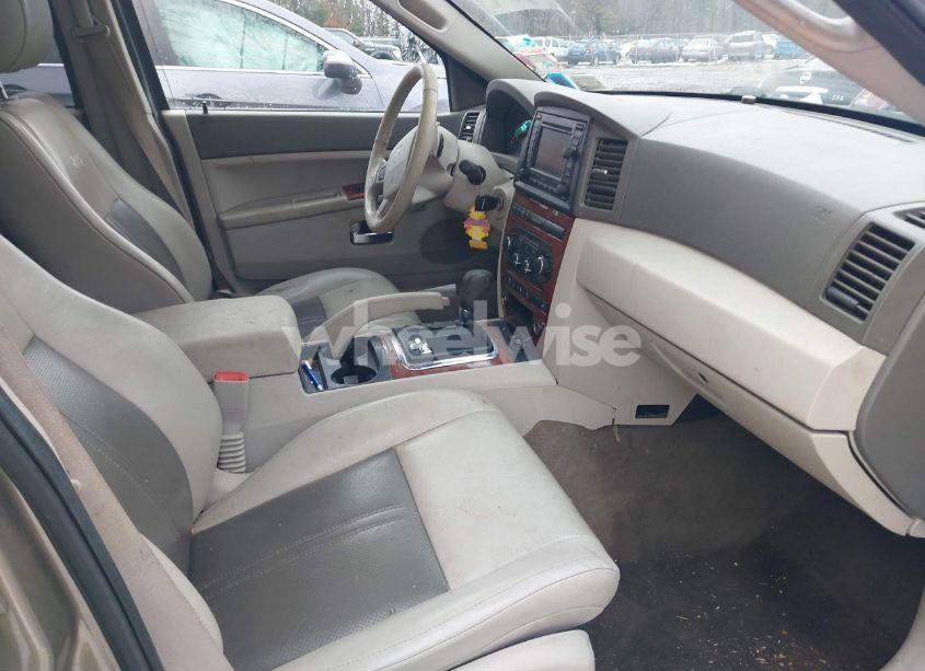 Photo 5 of 2005 Jeep Grand CHEROKEE LIMITED (VIN 1J8HR58235C732231)