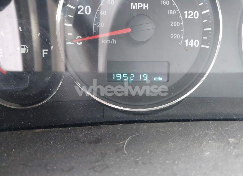 Photo 7 of 2005 Jeep Grand CHEROKEE LIMITED (VIN 1J8HR58235C732231)