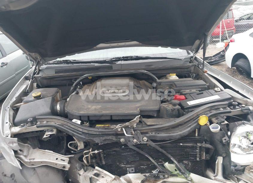 Photo 10 of 2005 Jeep Grand CHEROKEE LIMITED (VIN 1J8HR58245C643817)