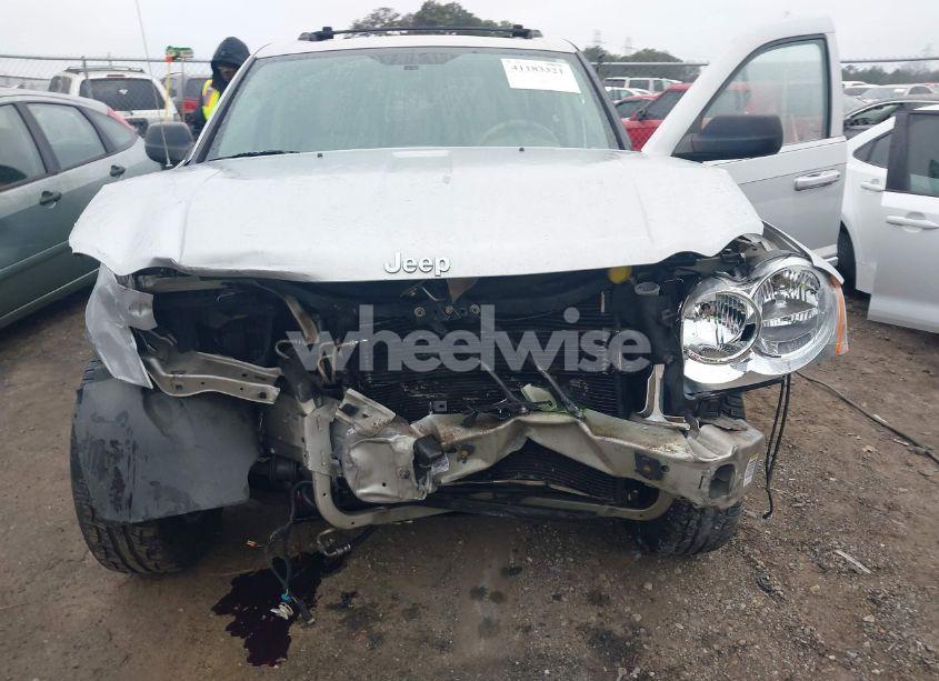 Photo 6 of 2005 Jeep Grand CHEROKEE LIMITED (VIN 1J8HR58245C643817)