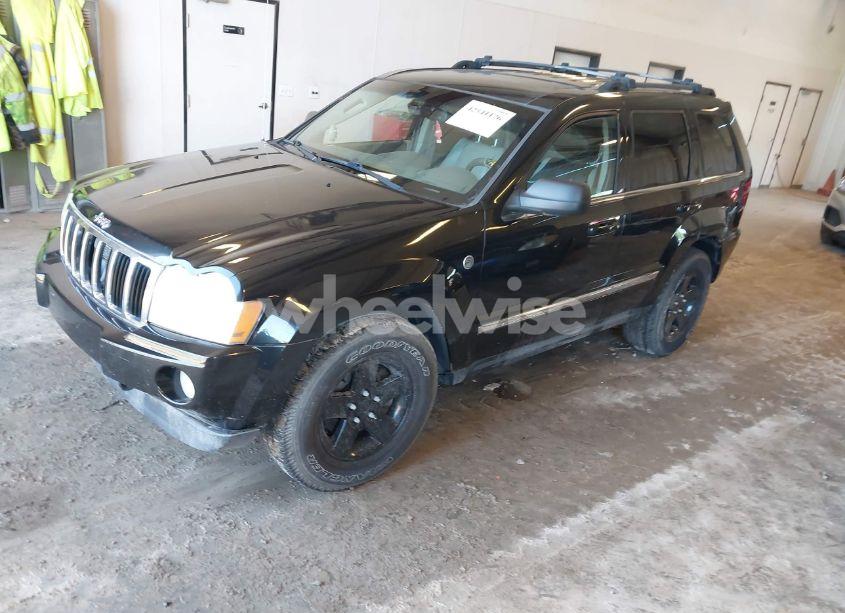 Photo 2 of 2005 Jeep Grand CHEROKEE LIMITED (VIN 1J8HR58255C589962)