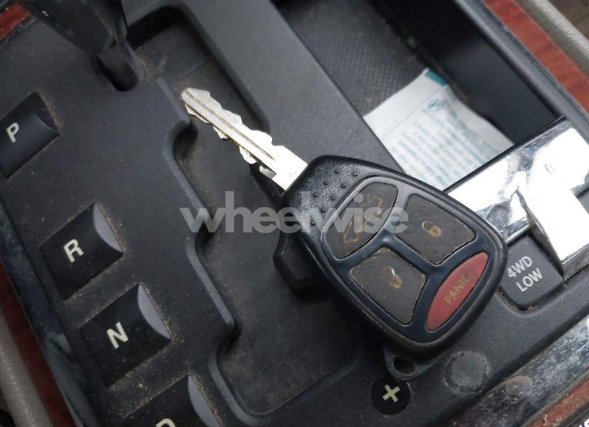 Photo 11 of 2005 Jeep Grand CHEROKEE LIMITED (VIN 1J8HR58275C551584)