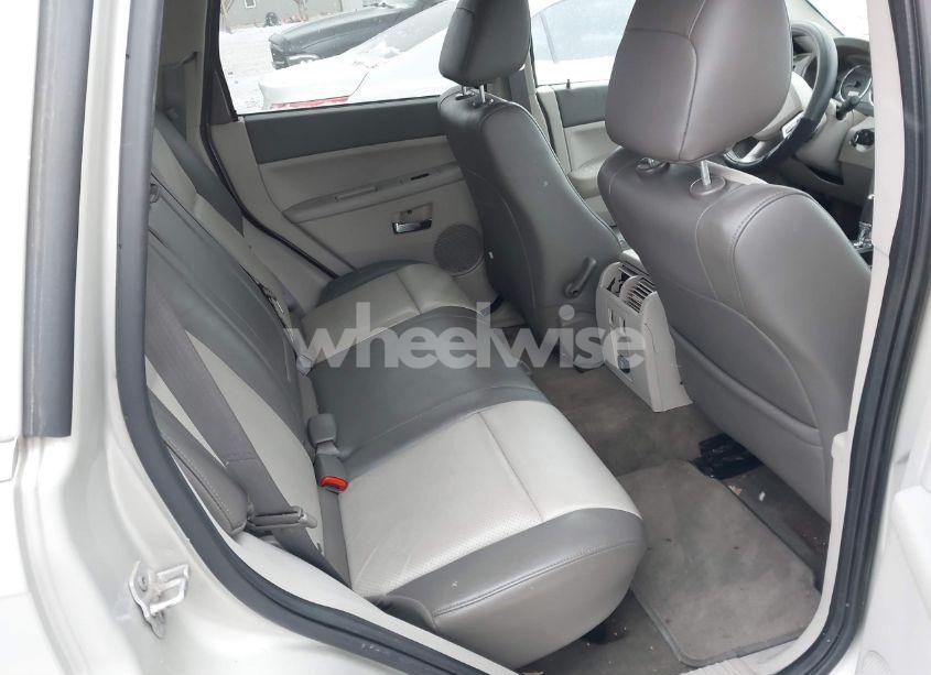 Photo 8 of 2008 Jeep Grand CHEROKEE LIMITED (VIN 1J8HR58288C226446)