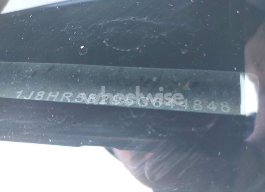 Photo 9 of 2005 Jeep Grand CHEROKEE LIMITED (VIN 1J8HR58295C644848)