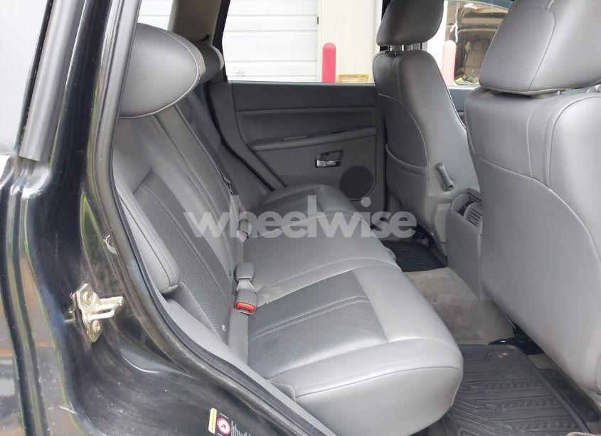 Photo 8 of 2005 Jeep Grand CHEROKEE LIMITED (VIN 1J8HR582X5C567617)