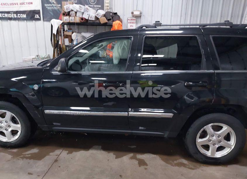 Photo 14 of 2005 Jeep Grand CHEROKEE LIMITED (VIN 1J8HR58N25C605321)