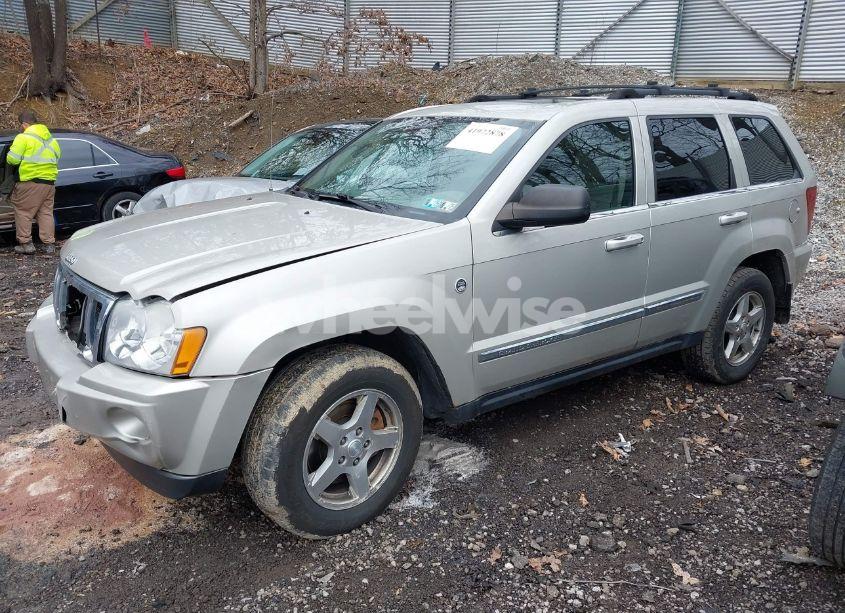 Photo 2 of 2007 Jeep Grand CHEROKEE LIMITED (VIN 1J8HR58P97C588960)