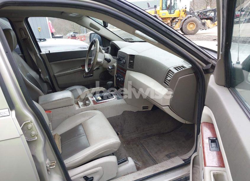 Photo 5 of 2007 Jeep Grand CHEROKEE LIMITED (VIN 1J8HR58P97C588960)