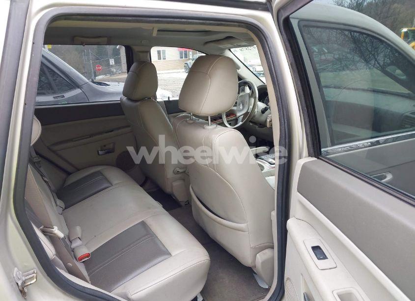 Photo 8 of 2007 Jeep Grand CHEROKEE LIMITED (VIN 1J8HR58P97C588960)