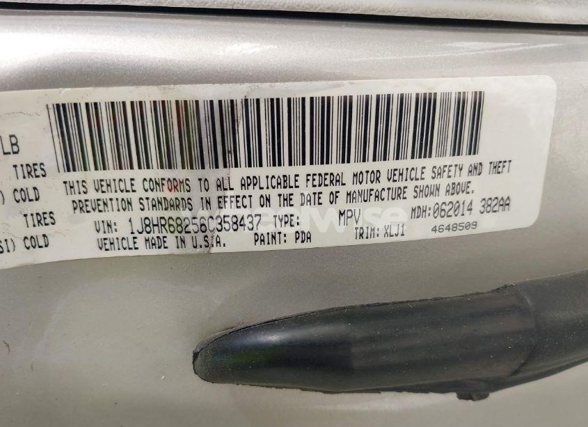 Photo 9 of 2006 Jeep Grand CHEROKEE OVERLAND (VIN 1J8HR68256C358437)