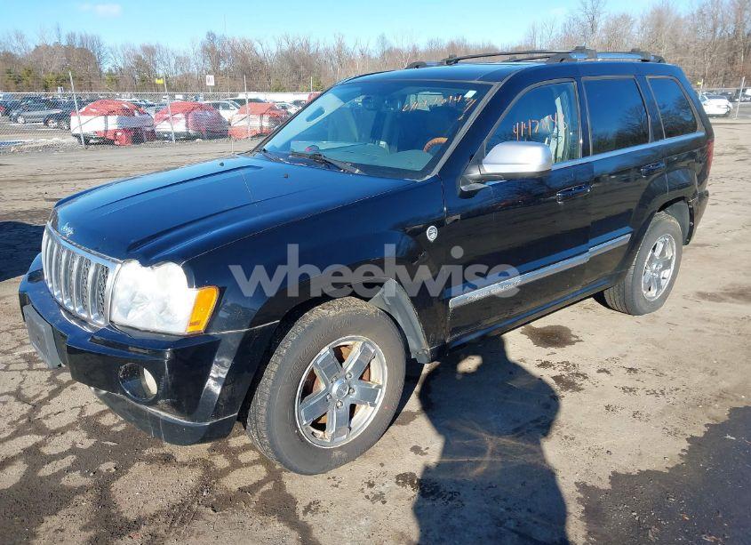 Photo 2 of 2006 Jeep Grand CHEROKEE OVERLAND (VIN 1J8HR682X6C323876)
