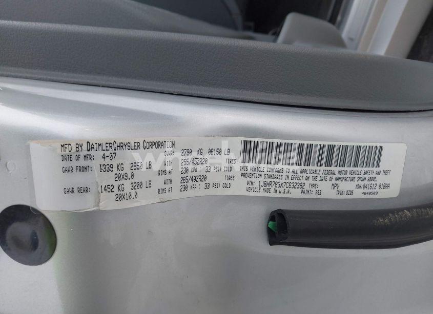 Photo 9 of 2007 Jeep Grand CHEROKEE SRT8 (VIN 1J8HR783X7C632392)