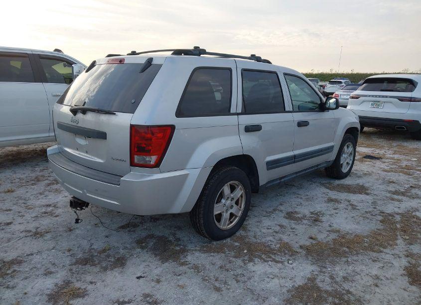 Photo 4 of 2005 Jeep Grand CHEROKEE LAREDO (VIN 1J8HS48N25C563232)