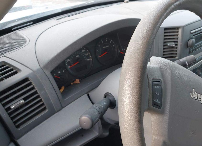 Photo 7 of 2005 Jeep Grand CHEROKEE LAREDO (VIN 1J8HS48N25C563232)