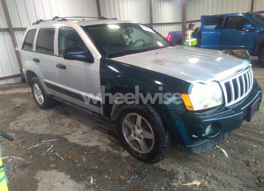 2006 Jeep Grand CHEROKEE LAREDO (VIN 1J8HS48NX6C313500) main photo