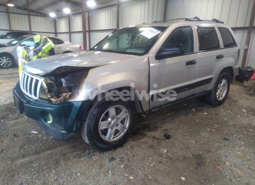 Photo 2 of 2006 Jeep Grand CHEROKEE LAREDO (VIN 1J8HS48NX6C313500)