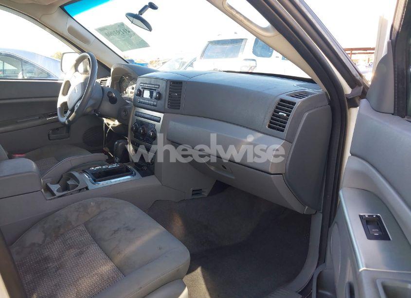 Photo 5 of 2007 Jeep Grand CHEROKEE LAREDO (VIN 1J8HS48PX7C526787)