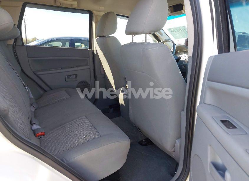 Photo 8 of 2007 Jeep Grand CHEROKEE LAREDO (VIN 1J8HS48PX7C526787)