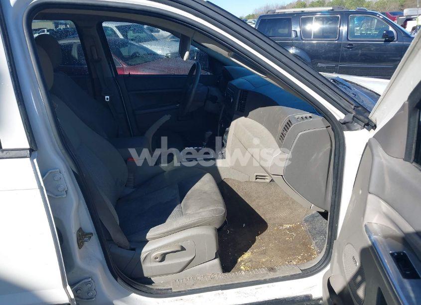 Photo 5 of 2007 Jeep Grand CHEROKEE LAREDO (VIN 1J8HS48PX7C657685)