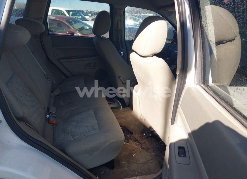 Photo 8 of 2007 Jeep Grand CHEROKEE LAREDO (VIN 1J8HS48PX7C657685)