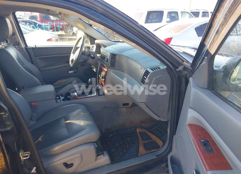 Photo 5 of 2005 Jeep Grand CHEROKEE LIMITED (VIN 1J8HS58N65C717544)