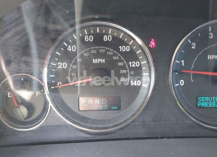Photo 7 of 2005 Jeep Grand CHEROKEE LIMITED (VIN 1J8HS58N65C717544)
